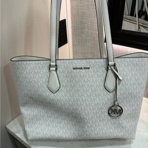 Michael Kors Cream Signature Tote